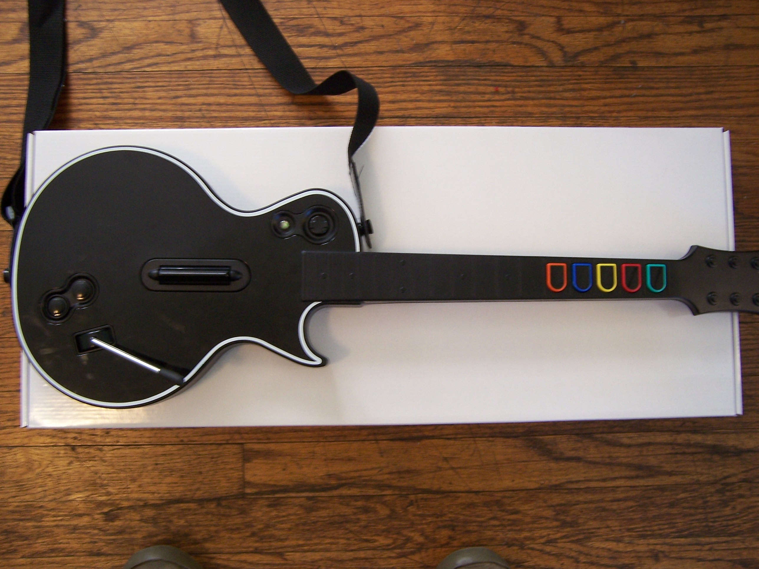 Detail von Guitar Hero Controller